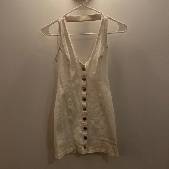 Princess Polly Halter Dress - Picture 1 of 3